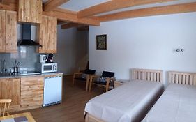 S Neries 19 Apartamentai Su Parkingu